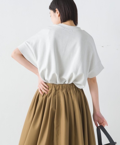 OMNES（オムネス）の「リップルダブルフェイスワイドシルエット半袖プルオーバー（Tシャツ/カットソー・レディース・ベージュ/ブラック/ホワイト/ラベンダー/ネイビー・FREE）」の8枚目の写真