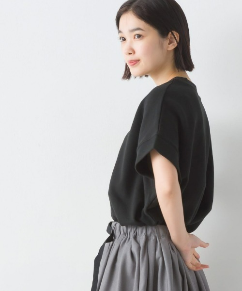 OMNES（オムネス）の「リップルダブルフェイスワイドシルエット半袖プルオーバー（Tシャツ/カットソー・レディース・ベージュ/ブラック/ホワイト/ラベンダー/ネイビー・FREE）」の12枚目の写真