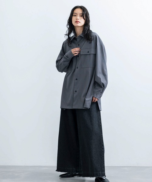 JUNRED（ジュンレッド）の「【 イージーケア 】 ダブルポケットストライプマキシシャツ（シャツ/ブラウス・メンズ・ブラック/オフホワイト/グレー・M/L/S）」の22枚目の写真