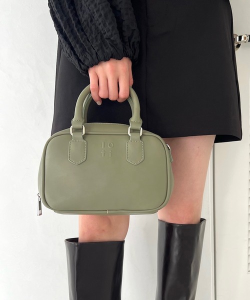 loti(ロティ)の「loti ロゴスクエアBAG(ハンドバッグ・レディース・ブラック/ベージュ/グリーン・ONE SIZE)」の7枚目の写真