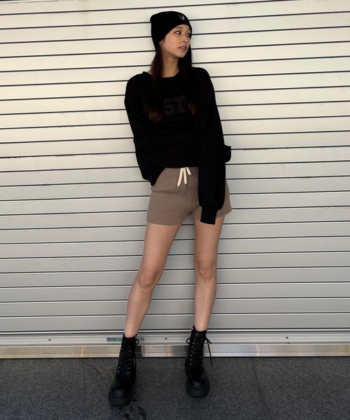 ENVYM（アンビー）の「カレッジロゴスウェット（スウェット・レディース・グレー/ブラック/ホワイト・FREE）」の15枚目の写真