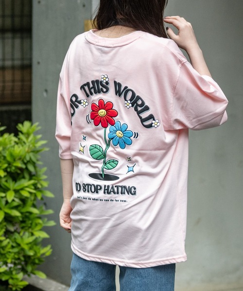 JOHN'S CLOSET（ジョンズクローゼット）の「【13】アソート発砲バックプリント BIGTシャツ（Tシャツ/カットソー・メンズ・ピンク/ホワイト系その他/ブルー系その他/オレンジ/ホワイト系その他2/ブラック系その他/ブルー/オフホワイト/ブラック系その他2/ブラック・LARGE/MEDIUM）」の2枚目の写真