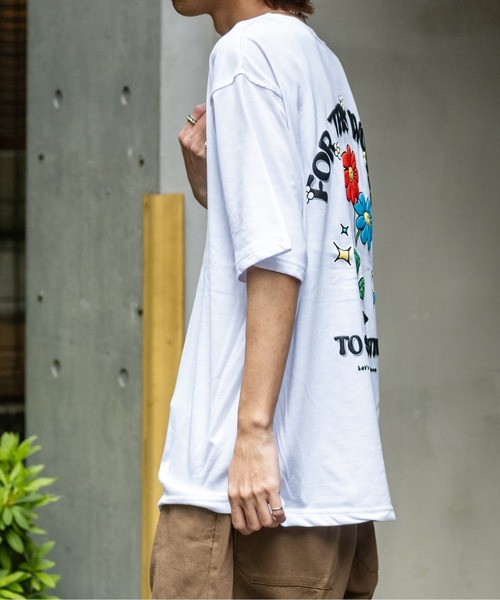 JOHN'S CLOSET（ジョンズクローゼット）の「【13】アソート発砲バックプリント BIGTシャツ（Tシャツ/カットソー・メンズ・ピンク/ホワイト系その他/ブルー系その他/オレンジ/ホワイト系その他2/ブラック系その他/ブルー/オフホワイト/ブラック系その他2/ブラック・LARGE/MEDIUM）」の20枚目の写真