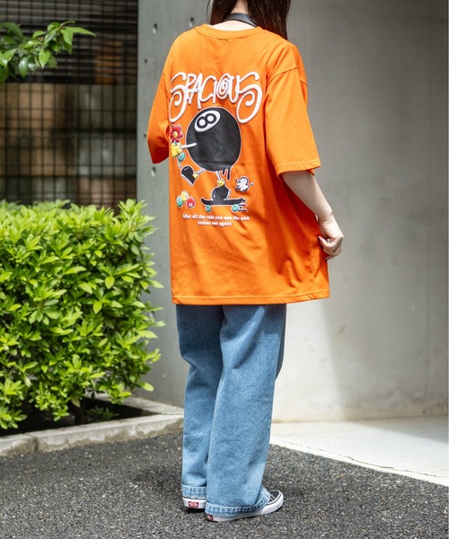 JOHN'S CLOSET（ジョンズクローゼット）の「【13】アソート発砲バックプリント BIGTシャツ（Tシャツ/カットソー・メンズ・ピンク/ホワイト系その他/ブルー系その他/オレンジ/ホワイト系その他2/ブラック系その他/ブルー/オフホワイト/ブラック系その他2/ブラック・LARGE/MEDIUM）」の16枚目の写真