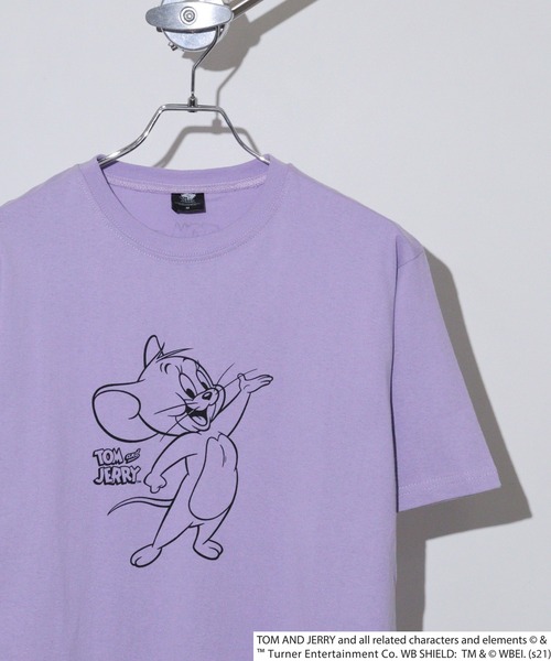 Tom&Jerry(トムアンドジェリー)の「トムとジェリープリント柄 オーバーサイズ半袖Tシャツ(Tシャツ/カットソー・メンズ・ベージュ/ミント/モカ/ラベンダー/チャコール/ブラウン系/パープル系/ライトグリーン系/ベージュ系/オフホワイト/チャコールグレー/ホワイト系・M/L/XL)」の12枚目の写真