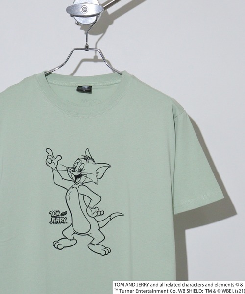 Tom&Jerry(トムアンドジェリー)の「トムとジェリープリント柄 オーバーサイズ半袖Tシャツ(Tシャツ/カットソー・メンズ・ベージュ/ミント/モカ/ラベンダー/チャコール/ブラウン系/パープル系/ライトグリーン系/ベージュ系/オフホワイト/チャコールグレー/ホワイト系・M/L/XL)」の9枚目の写真