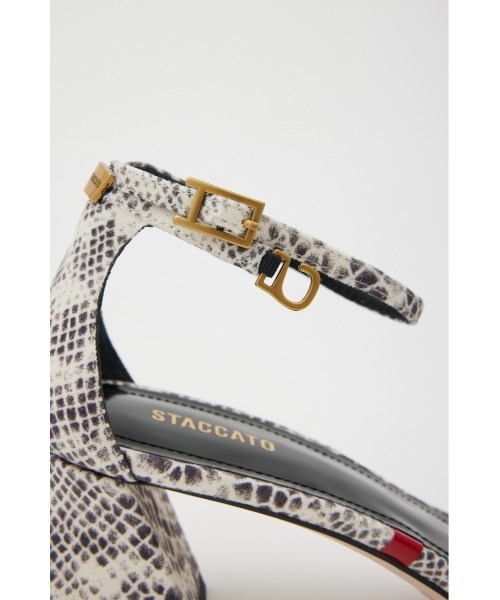STACCATO(スタッカート)の「モタルドローヒールサンダル(サンダル・レディース・ホワイト・24.5cm/24cm/23.5cm/23cm/22.5cm)」の9枚目の写真