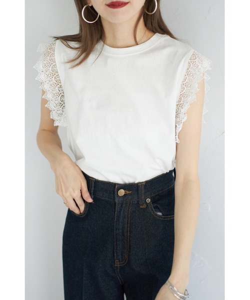 &. NOSTALGIA(アンドドットノスタルジア)の「【ZOZO限定】 ショルダーレースタンク(Tシャツ/カットソー・レディース・オフホワイト/ブラック・M)」の6枚目の写真