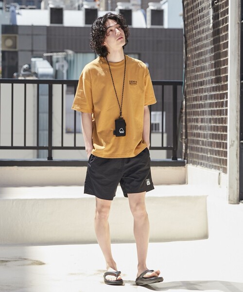 SIERRA DESIGNS（シェラデザイン）の「SIERRA DESIGNS（シエラデザインズ）別注ナイロンイージーショーツ（その他パンツ・メンズ・ベージュ/ブラック・M/L/XL）」の4枚目の写真