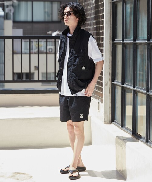 SIERRA DESIGNS（シェラデザイン）の「SIERRA DESIGNS（シエラデザインズ）別注ナイロンイージーショーツ（その他パンツ・メンズ・ベージュ/ブラック・M/L/XL）」の6枚目の写真