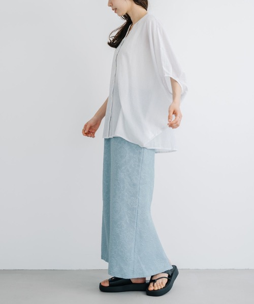 refinedworks(リファインドワークス)の「【refinedworks】 清涼感たっぷりなストライプシャツブラウス!(シャツ/ブラウス・レディース・グレー/ライトブルー/ホワイト・FREE)」の9枚目の写真