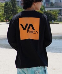 RVCA（ルーカ）の「【ムラサキスポーツ限定&ZOZOTOWN限定】RVCA/ルーカ ラッシュTee/水陸両用 オーバーサイズ バックプリント BE04A-P07（ラッシュガード・メンズ）」