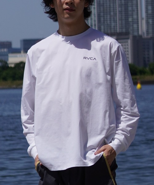 【RVCA】バックプリント Tシャツ ラッシュガード★水陸両用◎ RVCA】バックプリント Tシャツ ラッシュガード☆水陸両用