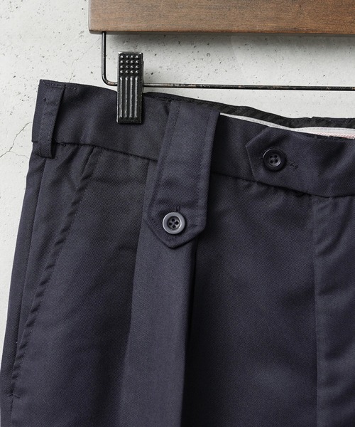 MILITARY（ミリタリー）の「実物 新品 デッドストック フランス軍 T/Rツイル ユーティリティ ツータック トラウザーズ（チノパンツ・メンズ・ネイビー・3/2/1/100）」の2枚目の写真