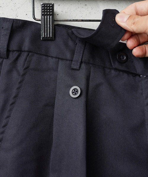 MILITARY（ミリタリー）の「実物 新品 デッドストック フランス軍 T/Rツイル ユーティリティ ツータック トラウザーズ（チノパンツ・メンズ・ネイビー・3/2/1/100）」の18枚目の写真