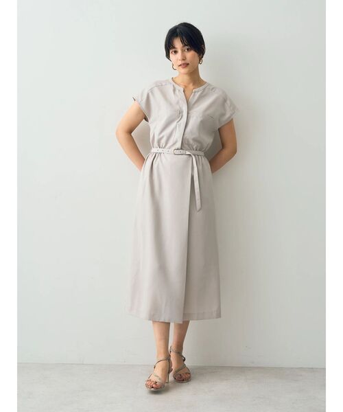 YECCA VECCA（イェッカヴェッカ）の「ポケットデザインワンピース（ワンピース・レディース・グレイッシュベージュ/グリーン/ネイビー・FREE）」の2枚目の写真