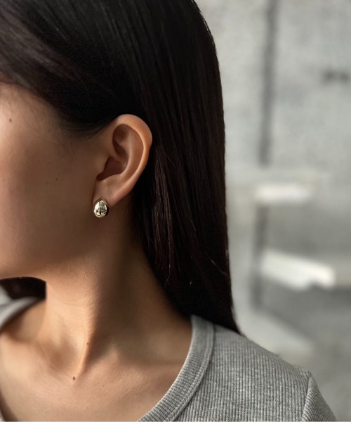 Burner（バーナー）の「【CHI SELECT】ドロップ ピアス シンプル chi-pierce-00506 U【GBT】（ピアス（両耳用）・レディース・ゴールド/シルバー・FREE）」の8枚目の写真