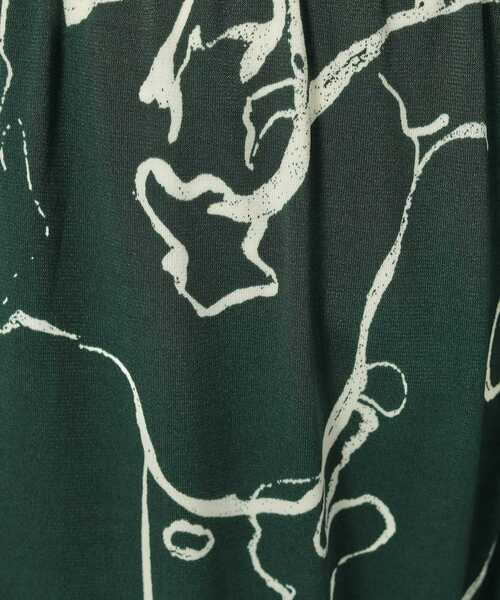 SHOO・LA・RUE（シューラルー）の「プリントイージーパンツ（その他パンツ・レディース・ブラック系/モスグリーン系/ブラック系6/ブルー系その他7・02/03/04）」の13枚目の写真