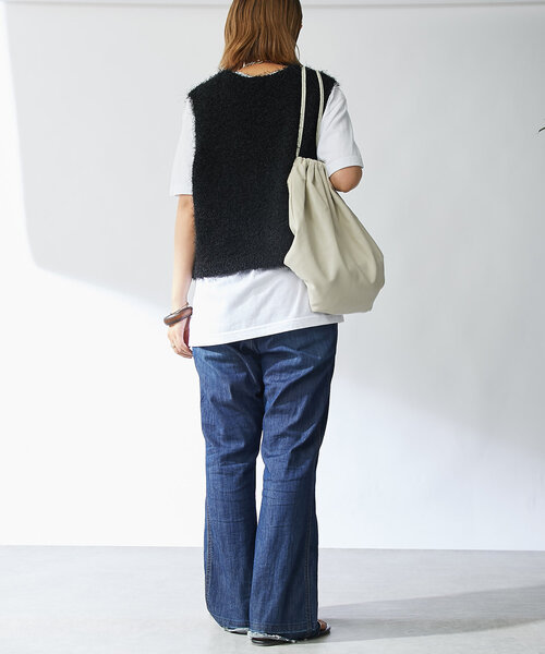 un dix cors（アンディコール）の「シャギーVベスト（ベスト・レディース・ブラック/ライトグレー・FREE）」の10枚目の写真