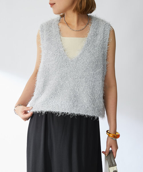un dix cors（アンディコール）の「シャギーVベスト（ベスト・レディース・ブラック/ライトグレー・FREE）」の13枚目の写真