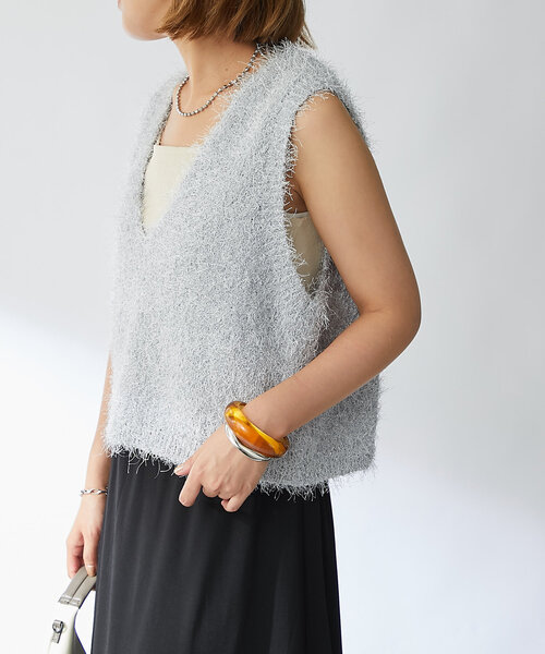un dix cors（アンディコール）の「シャギーVベスト（ベスト・レディース・ブラック/ライトグレー・FREE）」の15枚目の写真