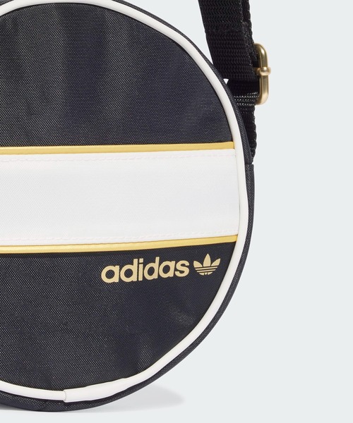 adidas（アディダス）の「ラウンドバッグ / アディダスオリジナルス adidas Originals（ショルダーバッグ・メンズ・ブラック/レッド・FREE）」の6枚目の写真