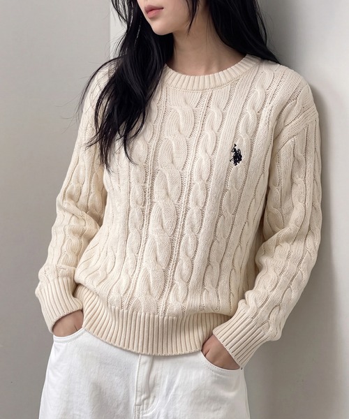 U.S. POLO ASSN.(ユーエスポロアッスン)の「【U.S. POLO ASSN.】25AW新色追加 ロイヤルバルキーケーブルニット メンズ、ウィメンズで着れるサイズ展開!(ニット/セーター・レディース・ネイビー/ホワイト/レッド/グリーン/グレー/ブラック/ベージュ/ワイン・S/M/L/XL)」の2枚目の写真