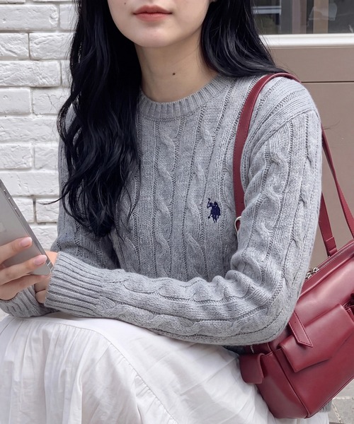 U.S. POLO ASSN.(ユーエスポロアッスン)の「【U.S. POLO ASSN.】25AW新色追加 ロイヤルバルキーケーブルニット メンズ、ウィメンズで着れるサイズ展開!(ニット/セーター・レディース・ネイビー/ホワイト/レッド/グリーン/グレー/ブラック/ベージュ/ワイン・S/M/L/XL)」の17枚目の写真