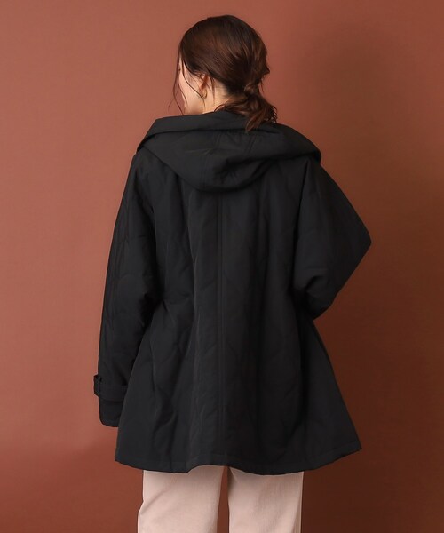 DRESSTERIOR(ドレステリア)の「◆VACHEMENT(ヴァシュモン)リサイクル60/40クロスキルティングコート(その他アウター・レディース・ブラック・00)」の5枚目の写真