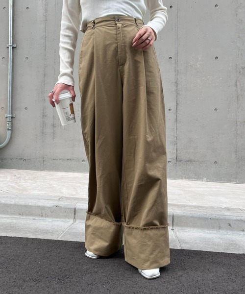 CIAOPANIC TYPY(チャオパニックティピー)の「タックチノ折り返しワイドストレートパンツ(チノパンツ・レディース・カーキ/ブラック/ベージュ・MEDIUM/SMALL)」の10枚目の写真