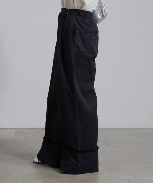 CIAOPANIC TYPY(チャオパニックティピー)の「タックチノ折り返しワイドストレートパンツ(チノパンツ・レディース・カーキ/ブラック/ベージュ・MEDIUM/SMALL)」の21枚目の写真