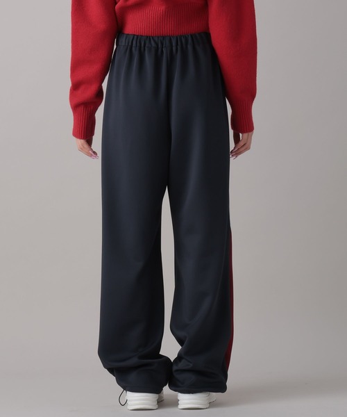 FOREVER 21(フォーエバー トゥエンティーワン)の「【2024FW】トラックワイドパンツ(その他パンツ・レディース・ネイビー/レッド・SMALL/MEDIUM)」の19枚目の写真