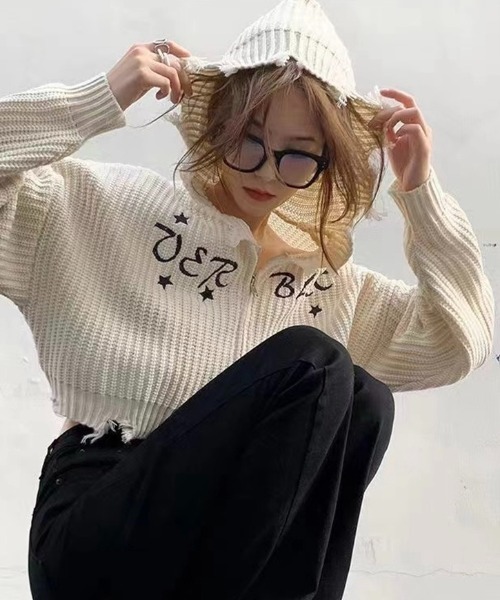 LADY LIKE(レディライク)の「フード付き畔編みロゴ刺繍ニット(ニット/セーター・レディース・ライトベージュ/ブラック/グレー・M)」の18枚目の写真