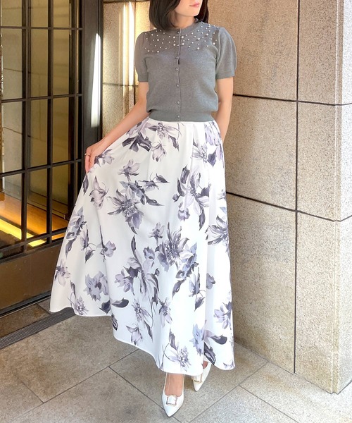 Julia Boutique（ジュリアブティック）の「パールデコ パフスリーブニットカーディガン（カーディガン/ボレロ・レディース・グレー/オフホワイト/ブラック/ピンク・ONE）」の6枚目の写真