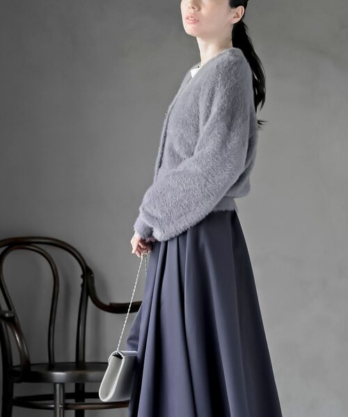 rps(アールピーエス)の「リボンボタンフェザーVネックカーディガン(カーディガン/ボレロ・レディース・アイボリー/ライトグレー/ピンク/パープル・フリー)」の11枚目の写真