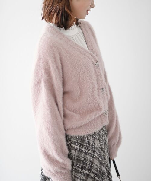 rps(アールピーエス)の「リボンボタンフェザーVネックカーディガン(カーディガン/ボレロ・レディース・アイボリー/ライトグレー/ピンク/パープル・フリー)」の18枚目の写真