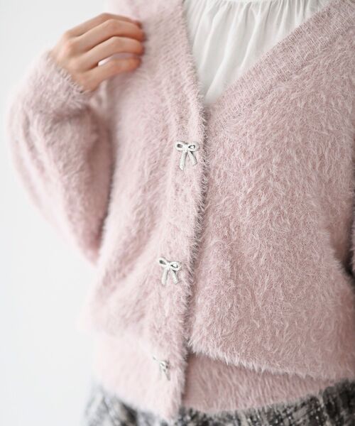 rps(アールピーエス)の「リボンボタンフェザーVネックカーディガン(カーディガン/ボレロ・レディース・アイボリー/ライトグレー/ピンク/パープル・フリー)」の17枚目の写真