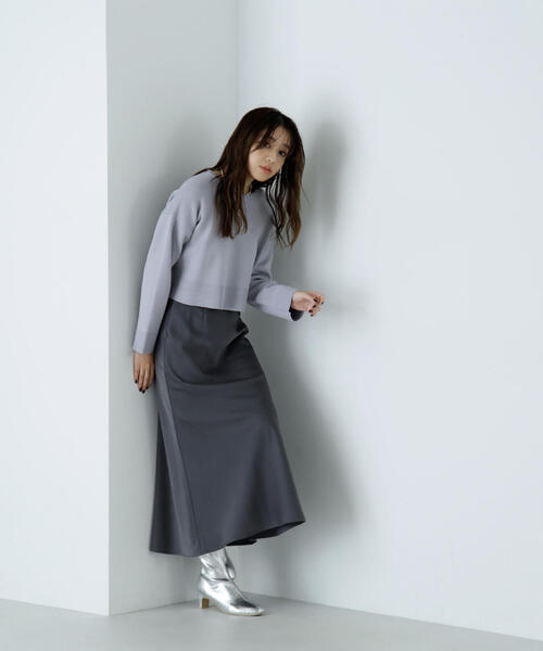NATURAL BEAUTY BASIC(ナチュラルビューティーベーシック)の「◇【美人百花掲載】バイアスサテンナロースカート(スカート・レディース・ベージュ/チャコールグレー/ブラック・MEDIUM/SMALL)」の15枚目の写真