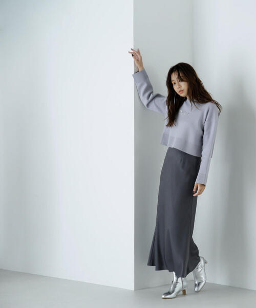 NATURAL BEAUTY BASIC(ナチュラルビューティーベーシック)の「◇【美人百花掲載】バイアスサテンナロースカート(スカート・レディース・ベージュ/チャコールグレー/ブラック・MEDIUM/SMALL)」の17枚目の写真