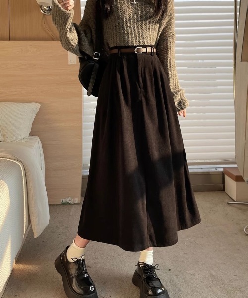 Ritzy(リッツィー)の「ベルト付き コーデュロイ ロング丈スカート(スカート・レディース・ブラック/ベージュ/ブラウン・XL/L/M)」の12枚目の写真
