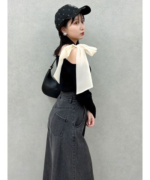 dazzlin（ダズリン）の「ワンショルリボンニットトップス（ニット/セーター・レディース・グレー/ブラック/オフホワイト・FREE）」の16枚目の写真