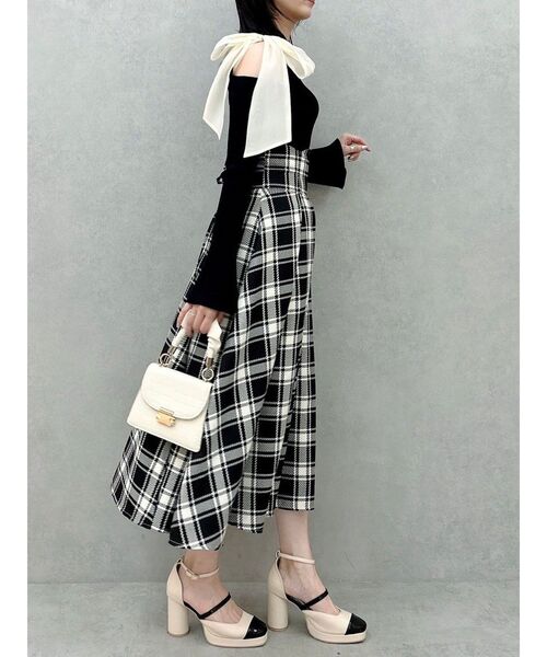 dazzlin（ダズリン）の「ワンショルリボンニットトップス（ニット/セーター・レディース・グレー/ブラック/オフホワイト・FREE）」の19枚目の写真