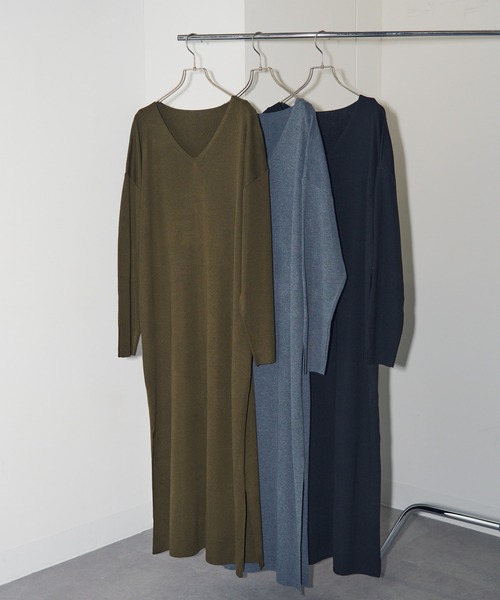 vieux by MAISON BREEZE(ビューバイメゾンブリーズ)の「【vieux by MAISON BREEZE】V neck knit long one-piece(ワンピース・レディース・ブラック/オリーブ/ダークグレー・FREE)」の4枚目の写真
