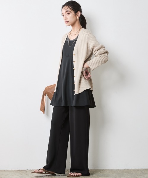 CHIC STYLE(シックスタイル)の「ストレートパンツ <大きいサイズ有>シックスタイル(その他パンツ・レディース・ベージュ系/ブラック・M/L/LL/3L/4L/5L)」の15枚目の写真