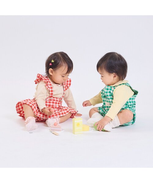 p.premier（ピードットプルミエ）の「ベビーオーバーオール&トップスセット（ロンパース・キッズ・レッド/グリーン・70/80）」の19枚目の写真