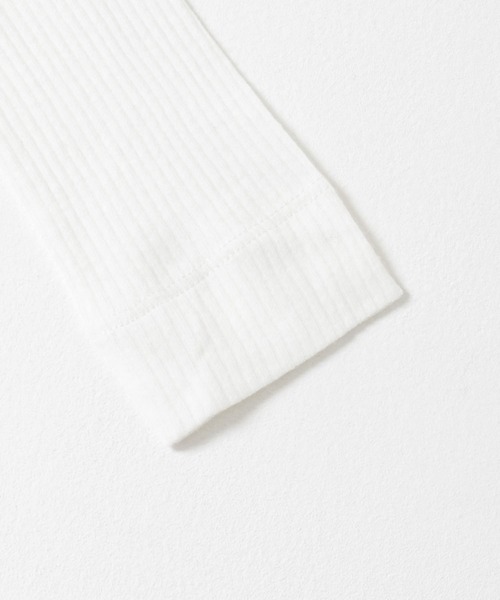 URBAN RESEARCH（アーバンリサーチ）の「NINETY PERCENT　ANIS RIB TOP（Tシャツ/カットソー・レディース・ラベンダー/ベージュ/オフホワイト/ブラック・SMALL）」の5枚目の写真