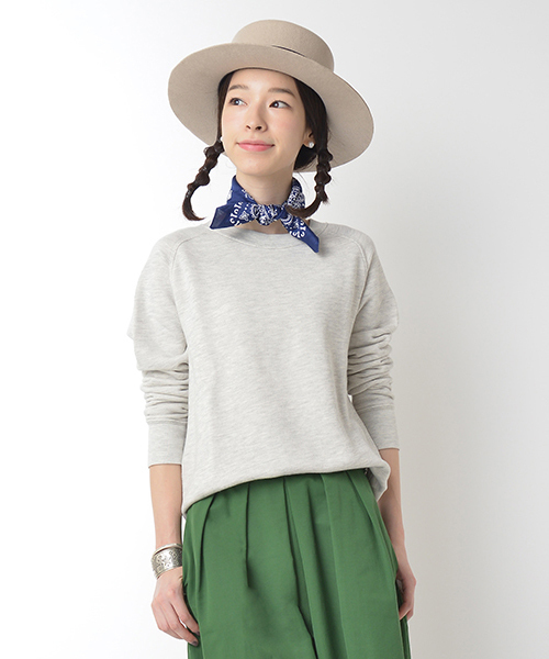 Ray BEAMS（レイビームス）の「Ray BEAMS LOS ANGELES / クルーネック スウェット（スウェット・レディース・オフホワイト/シルバー/オリーブ/ネイビー・ONE SIZE）」の4枚目の写真