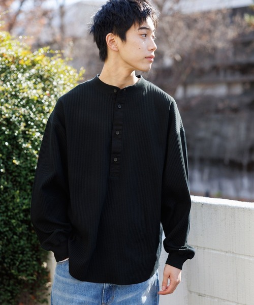 niko and...(ニコアンド)の「トタンテレコヘンリープルオーバー(Tシャツ/カットソー・メンズ・オフホワイト/ブラック・MEDIUM/LARGE)」の10枚目の写真
