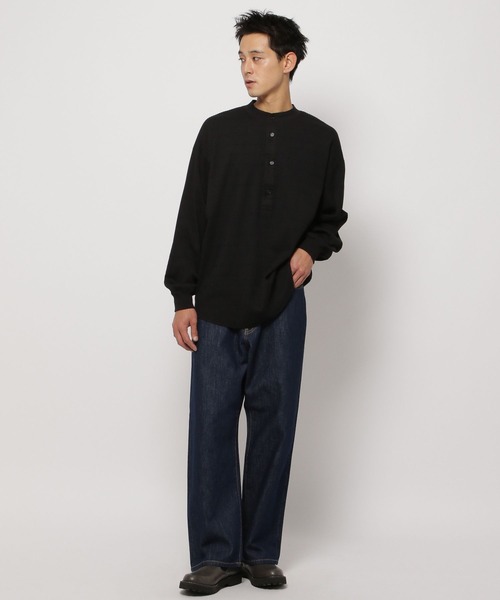 niko and...(ニコアンド)の「トタンテレコヘンリープルオーバー(Tシャツ/カットソー・メンズ・オフホワイト/ブラック・MEDIUM/LARGE)」の16枚目の写真