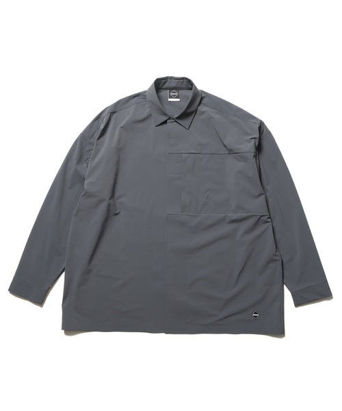 F.C.Real Bristol(エフシーレアルブリストル)の「TECH TEAM SHIRT JACKET(シャツ/ブラウス・メンズ・グレー/ブラック・MEDIUM/LARGE/X-LARGE/SMALL)」の2枚目の写真